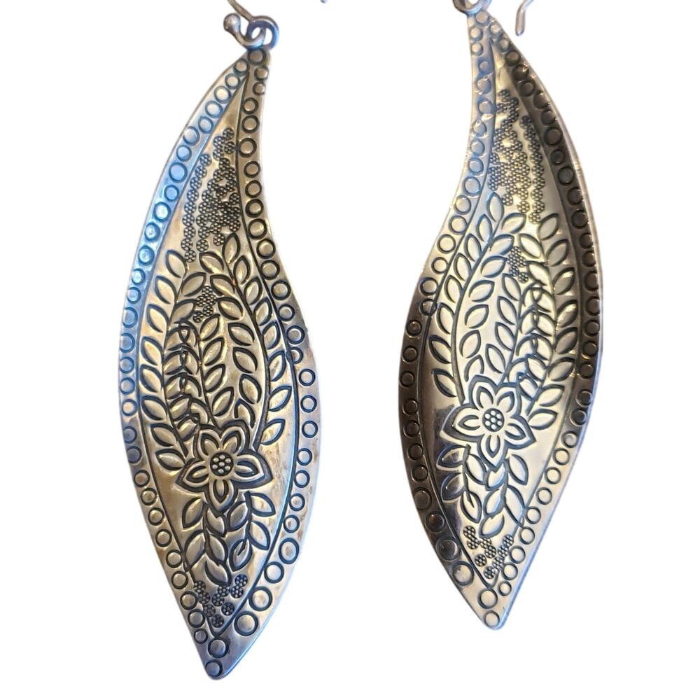 Silpada Sterling silver Freestyle floral and‎ leaf print dangle earrings
